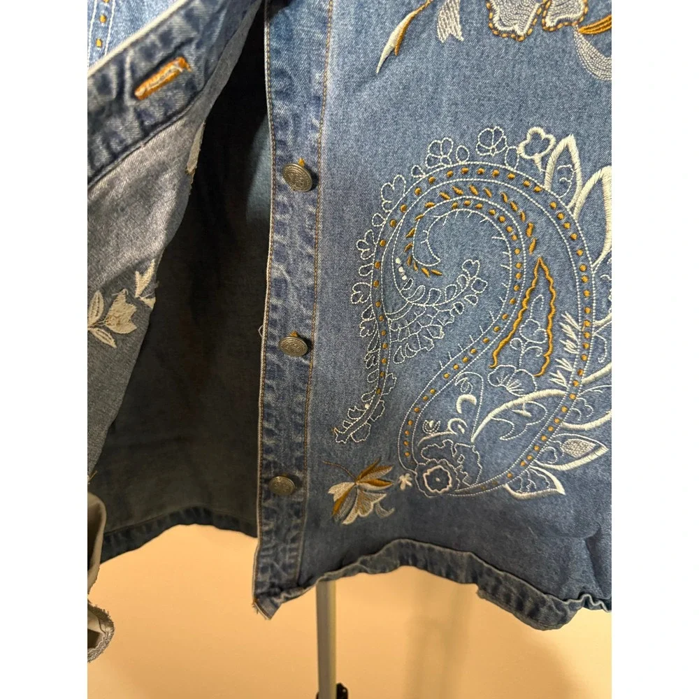 Vnitage White Stag Womens XL Embroidered‎ Denim Jacket Stone Floral Paisley Blue